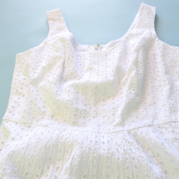 Vineyard Vines Eyelet Fit And Flare Dress - Picture 3 of 7